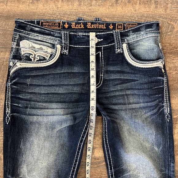 Rock Revival Zinfandel Straight Jeans Mens 36X31* Blue Whiskering Fading Stretch - Picture 11 of 13